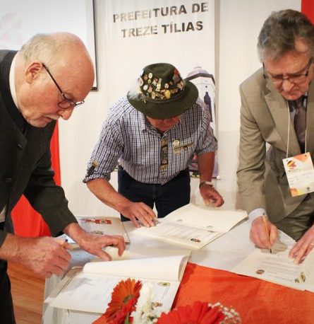 Frutillar firma importante convenio de colaboración con ciudad de Brasil